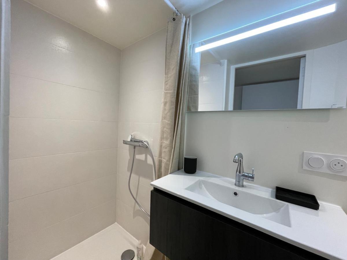 Le Soyeux Bed and Breakfast Lyon Exteriör bild