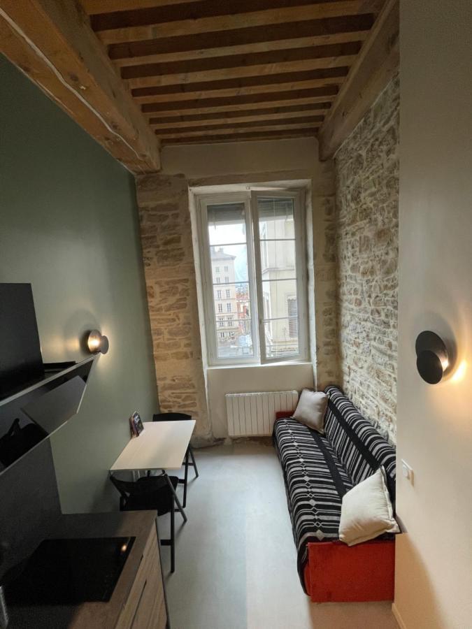 Le Soyeux Bed and Breakfast Lyon Exteriör bild