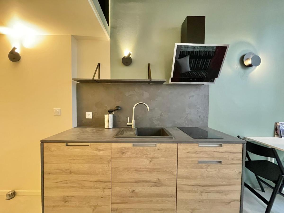 Le Soyeux Bed and Breakfast Lyon Exteriör bild